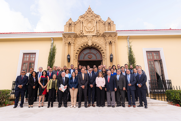 Énfasis en protección, integración y cooperación